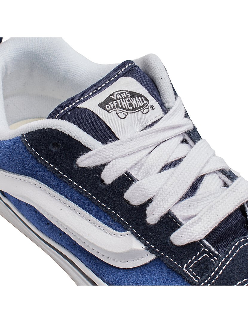 Ténis Unisexo Azul e Branco