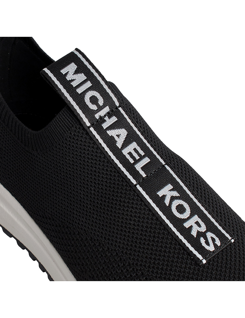 Ténis Senhora Slip On Preto