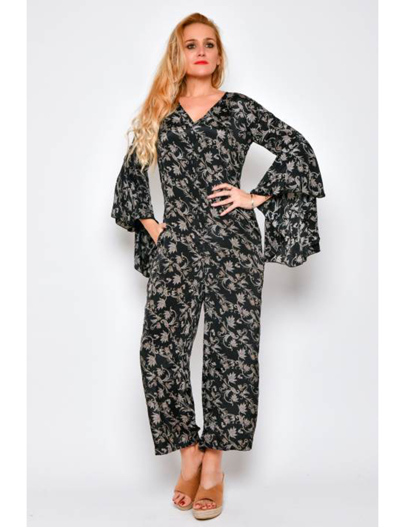 Macacão Senhora Floral Preto