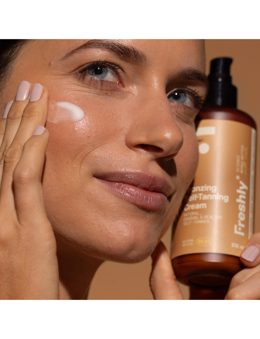 Bronzing Radiance Self-Tanning Cream