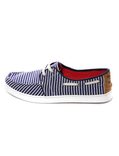 Sapatos de vela riscas azuis