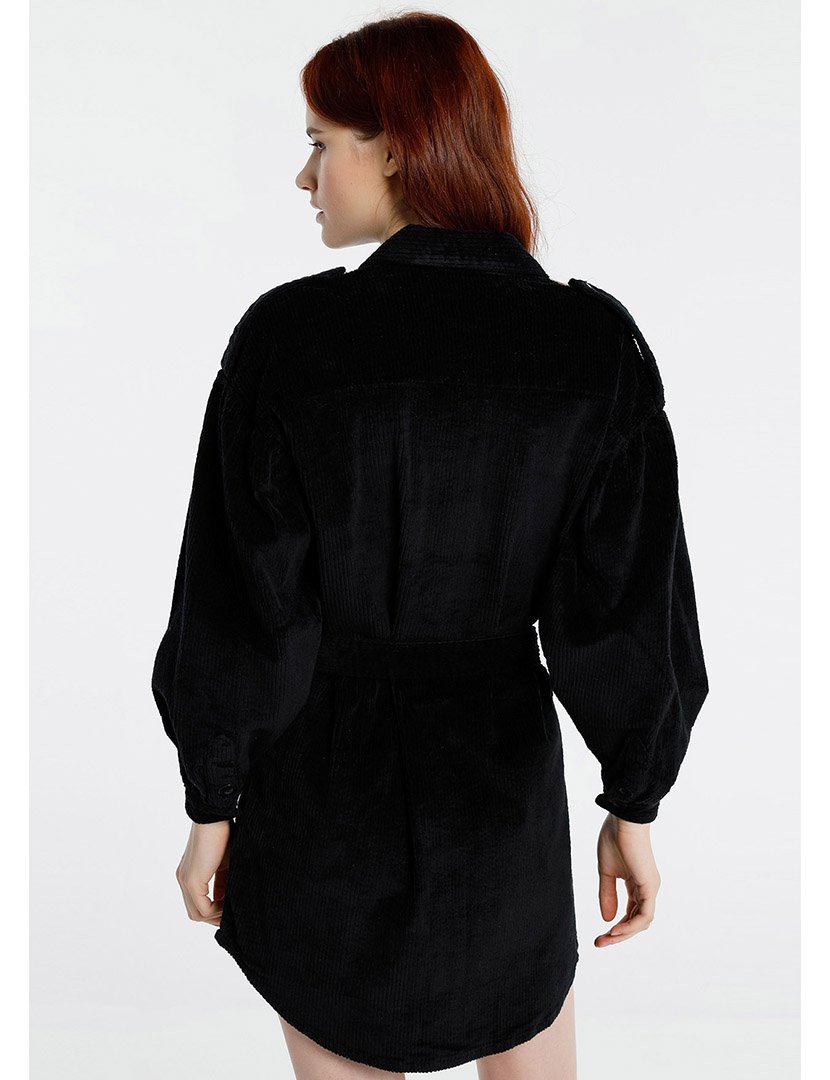 Vestido Curto Senhora Preto