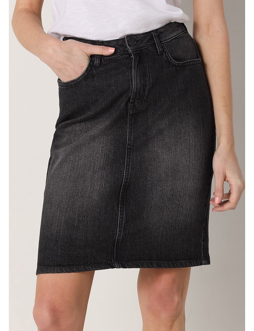 Saia Ganga Senhora Preto