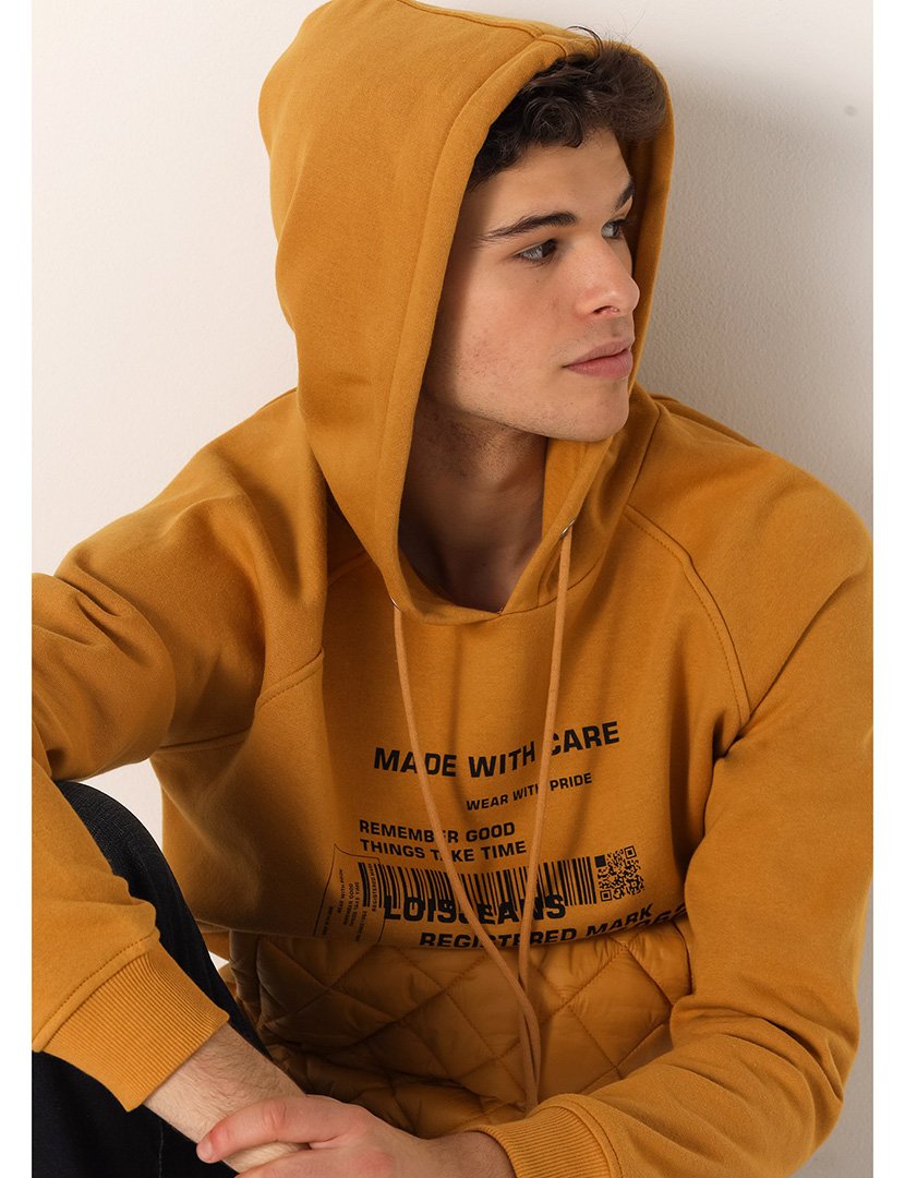 Sweatshirt com Capuz Homem Amarelo