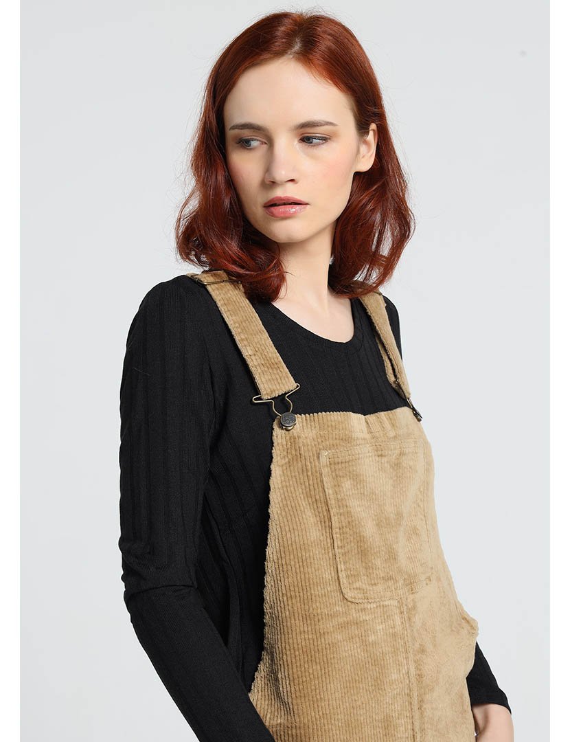 Vestido Jardineira Senhora Castanho