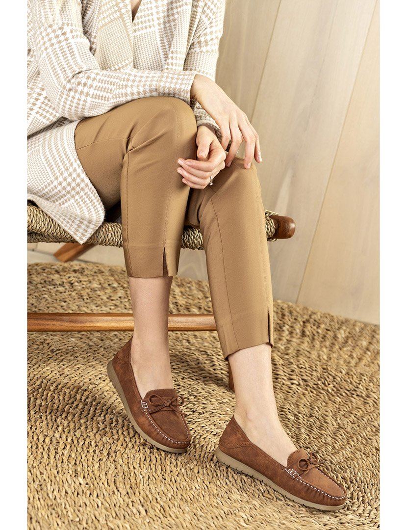 Mocassin com laço Castanho