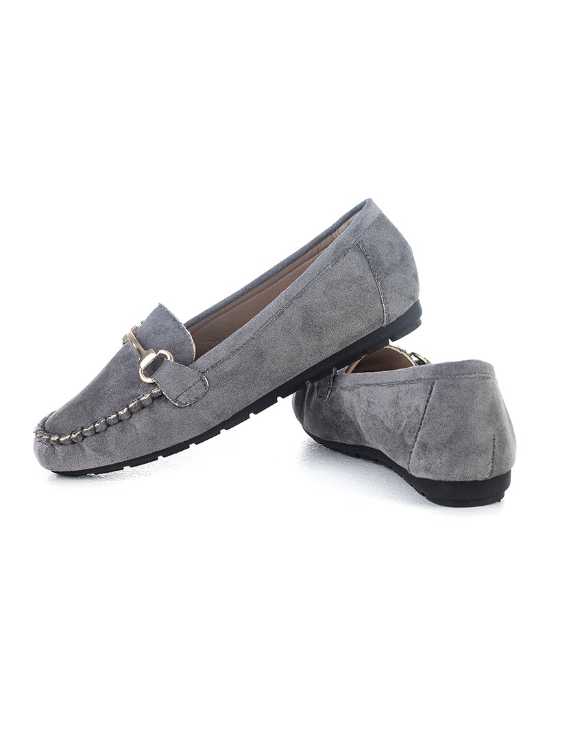 Mocassin com fivela Cinzento