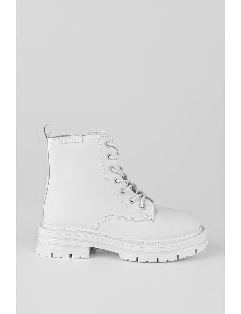 Botins com atacadores Branco