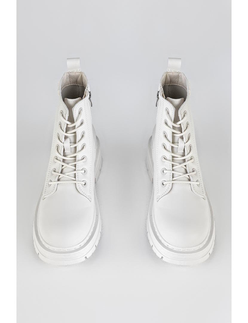 Botins com atacadores Branco