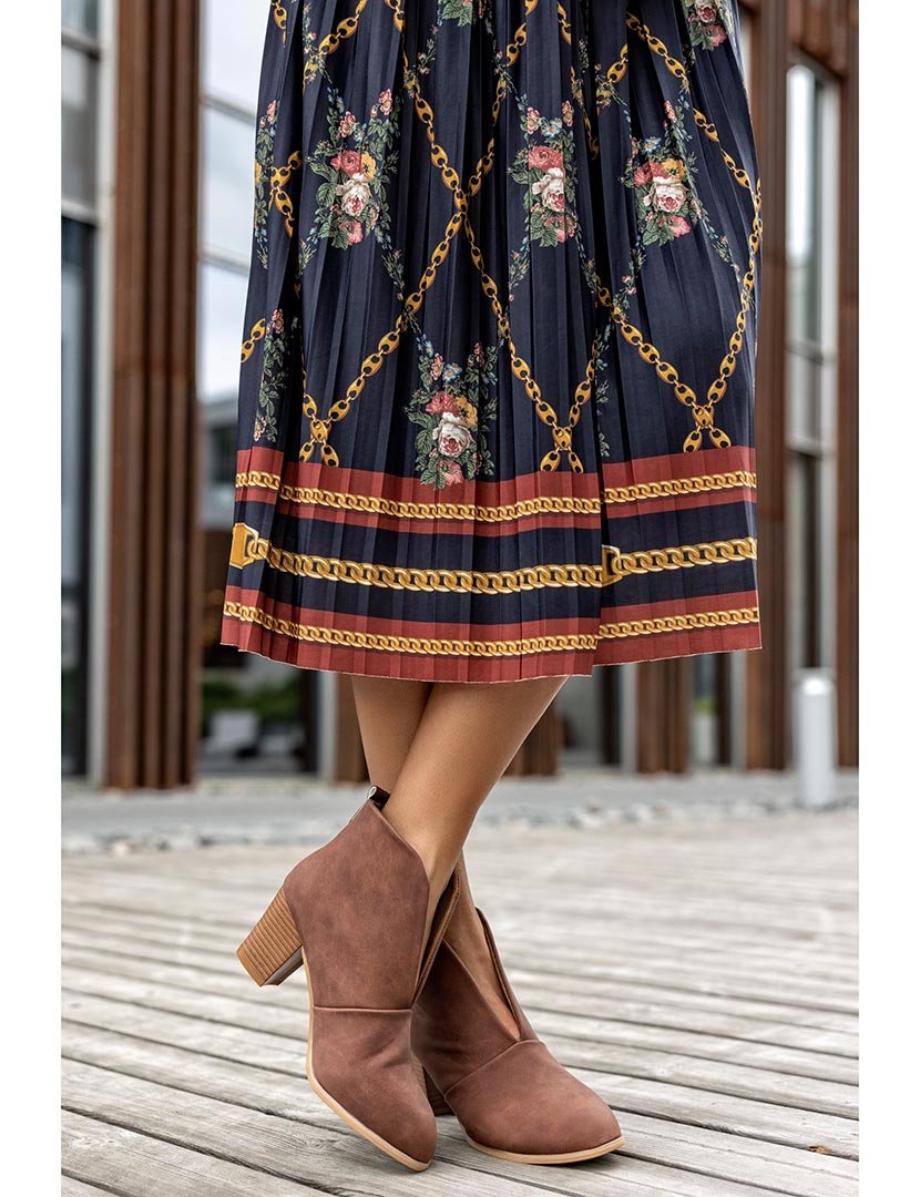 Botins corte frontal Castanho