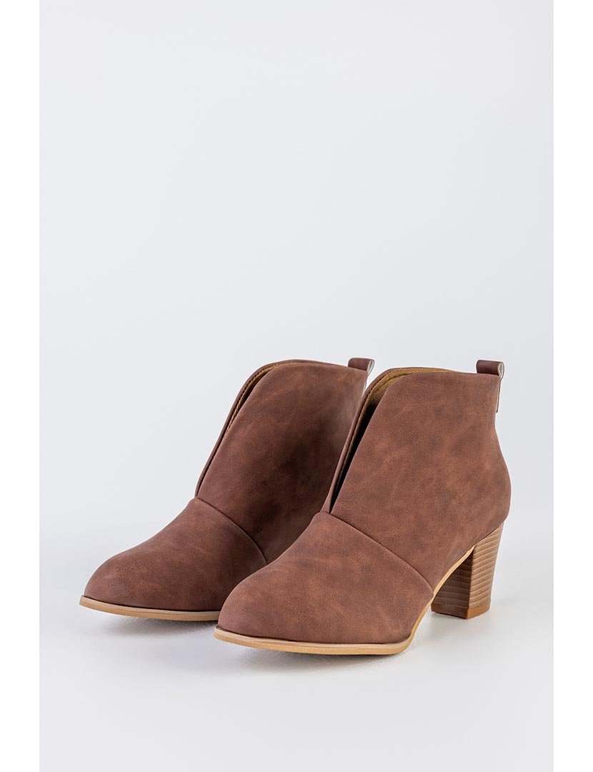 Botins corte frontal Castanho