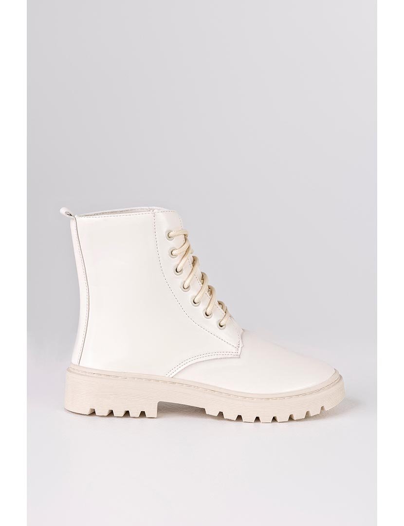 Botins com atacadores Branco