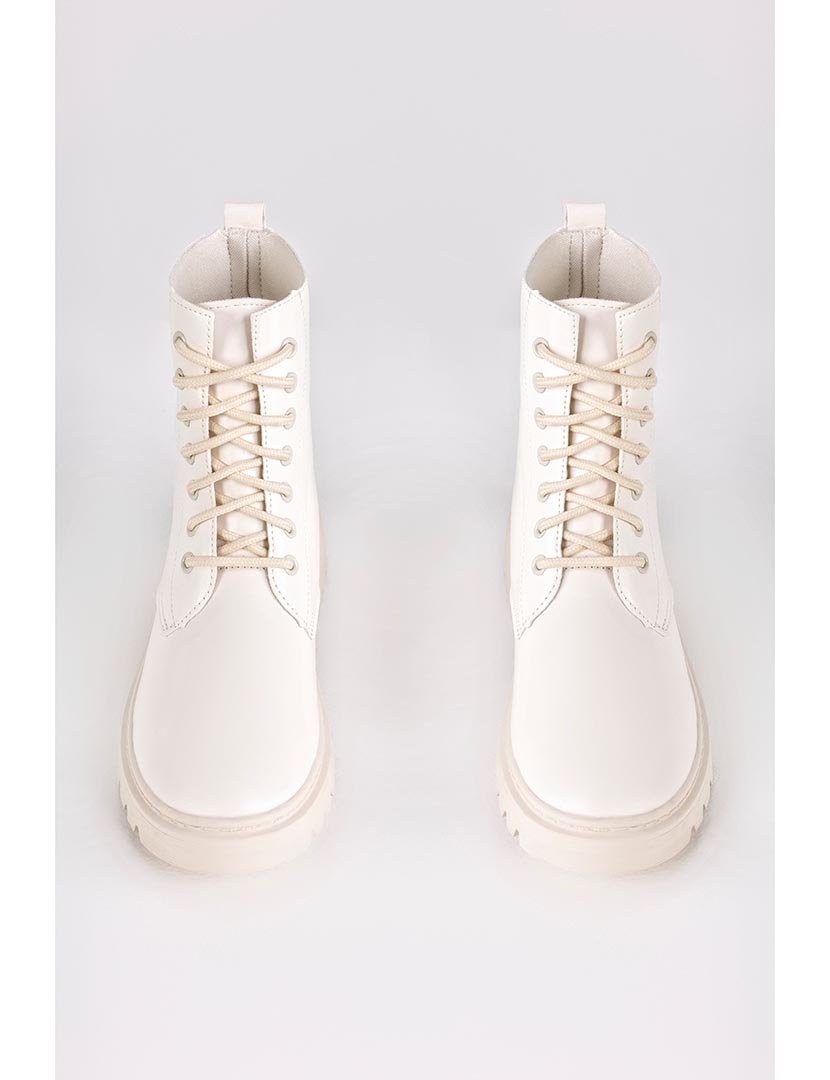 Botins com atacadores Branco