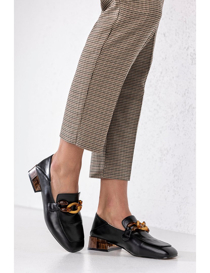 Mocassin com Salto corrente Preto