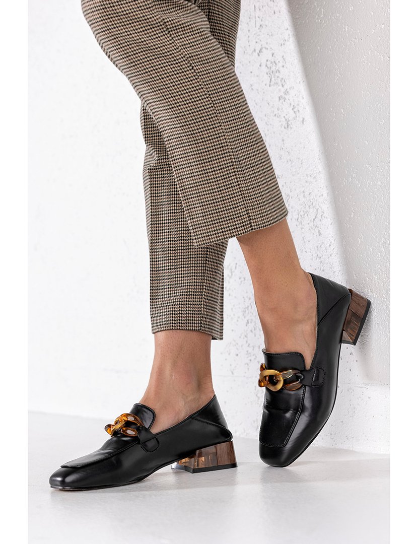 Mocassin com Salto corrente Preto