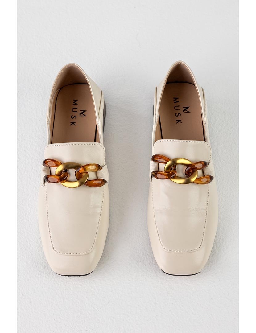 Mocassin com Salto corrente Bege