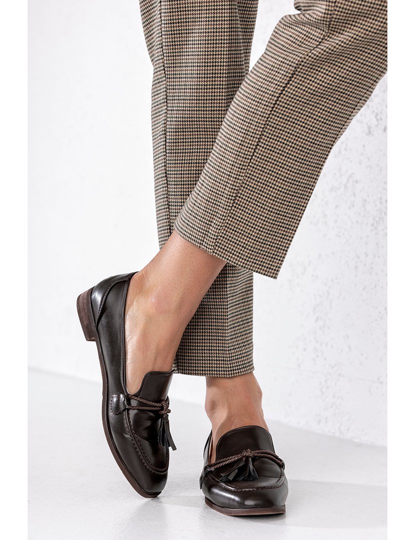 Mocassin com borlas Castanho