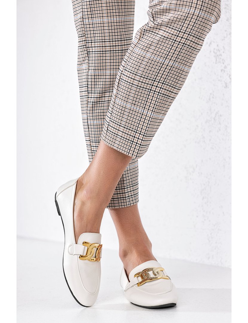 Mocassin com corrente Bege