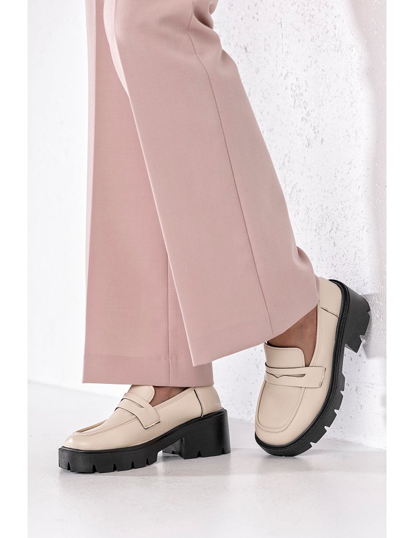 Mocassin de sola grossa Bege