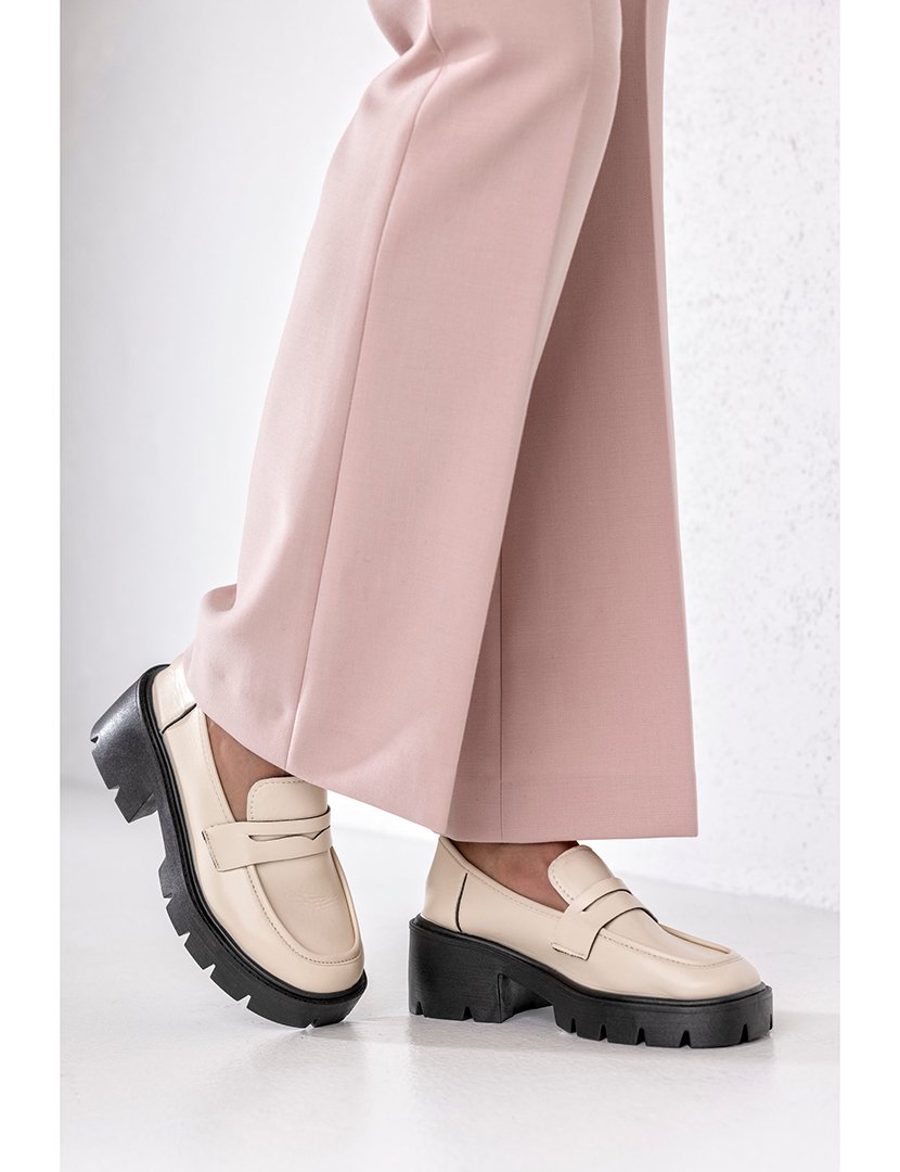 Mocassin de sola grossa Bege