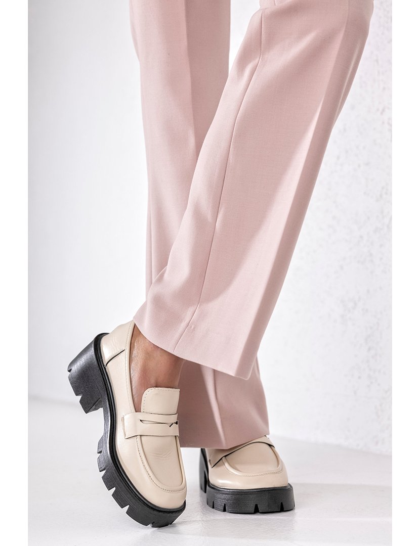 Mocassin de sola grossa Bege