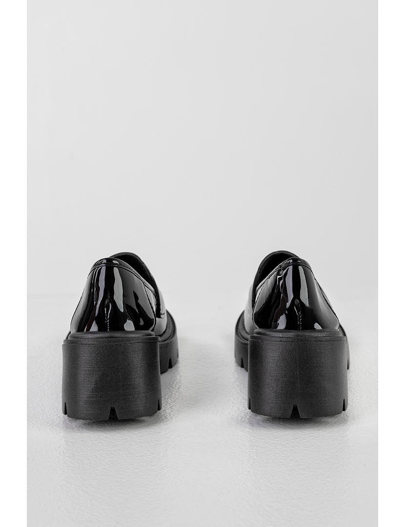 Mocassin de sola grossa envernizados Preto