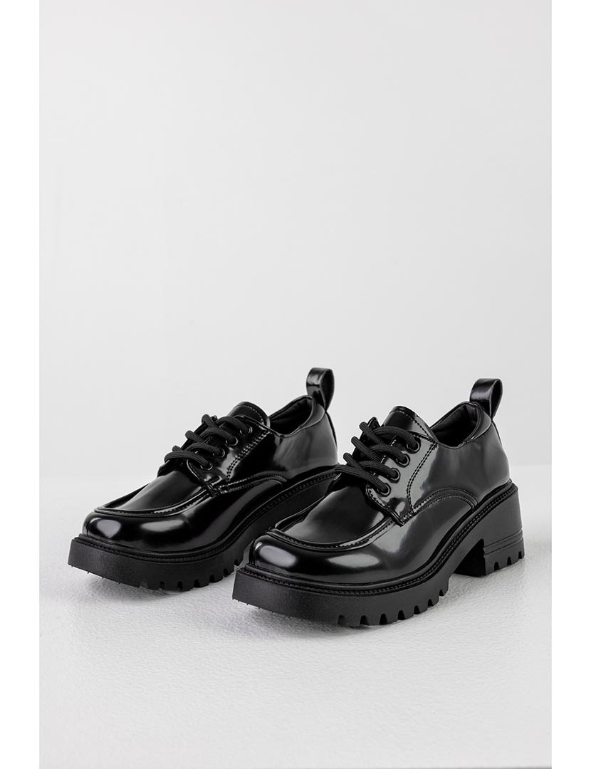 Sapatos Derby de sola grossa Preto