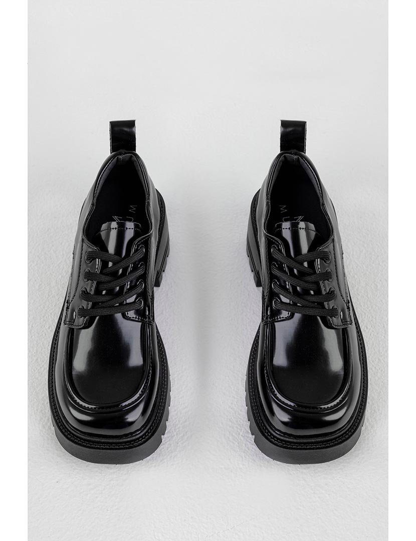 Sapatos Derby de sola grossa Preto