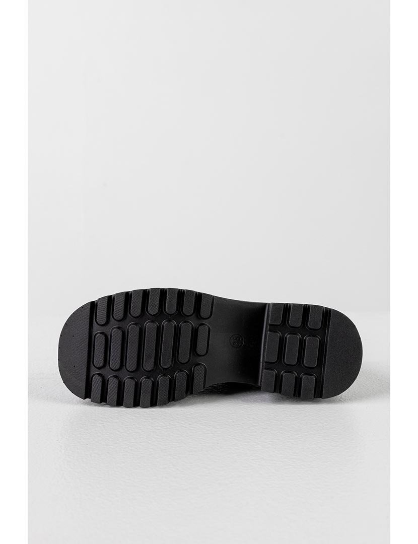 Sapatos Derby de sola grossa Preto