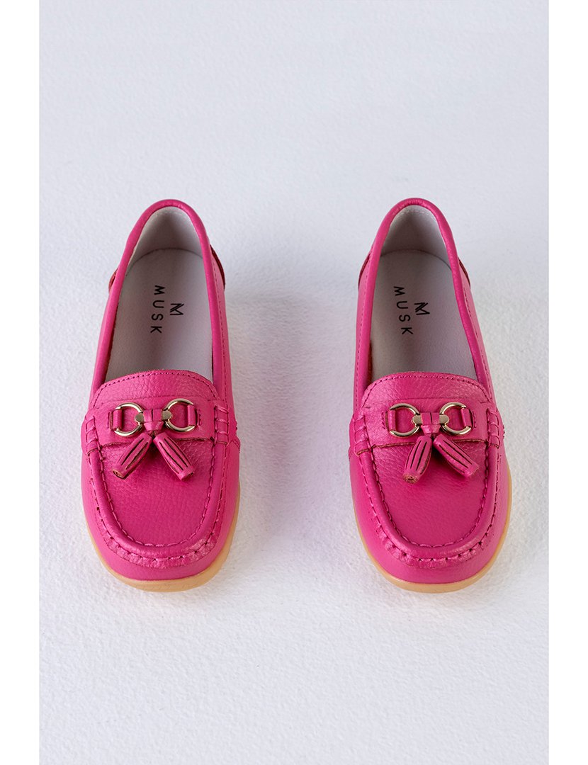 Mocassin Couro com borlas Rosa