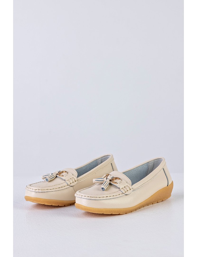 Mocassin Couro com borlas Bege