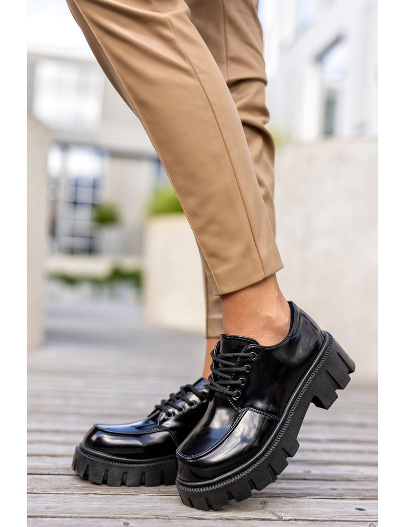Sapatos Derby robustos Preto