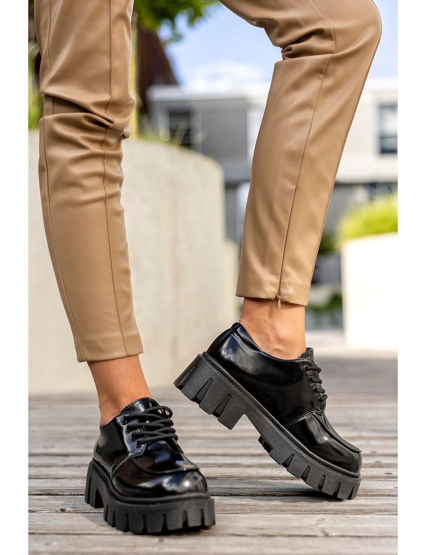 Sapatos Derby robustos Preto