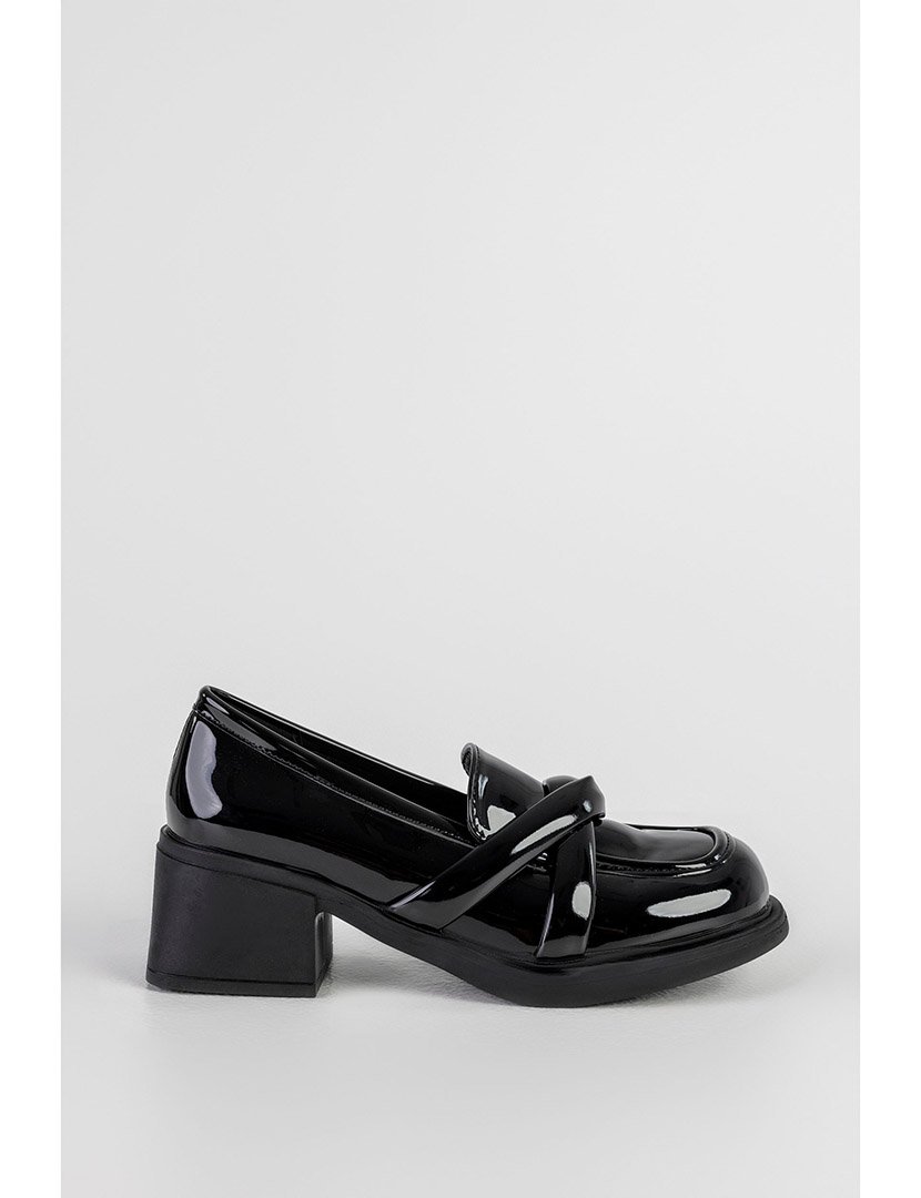 Mocassin com Salto Preto
