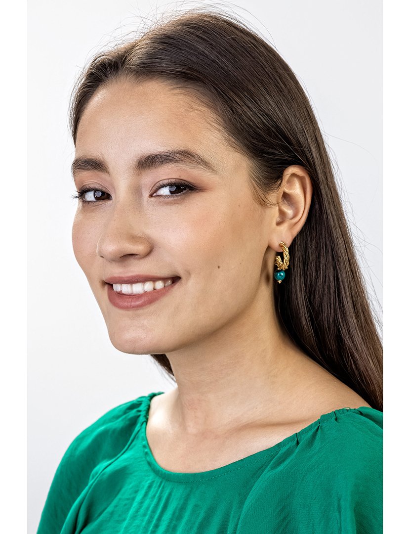 Brincos Dourados e Verde