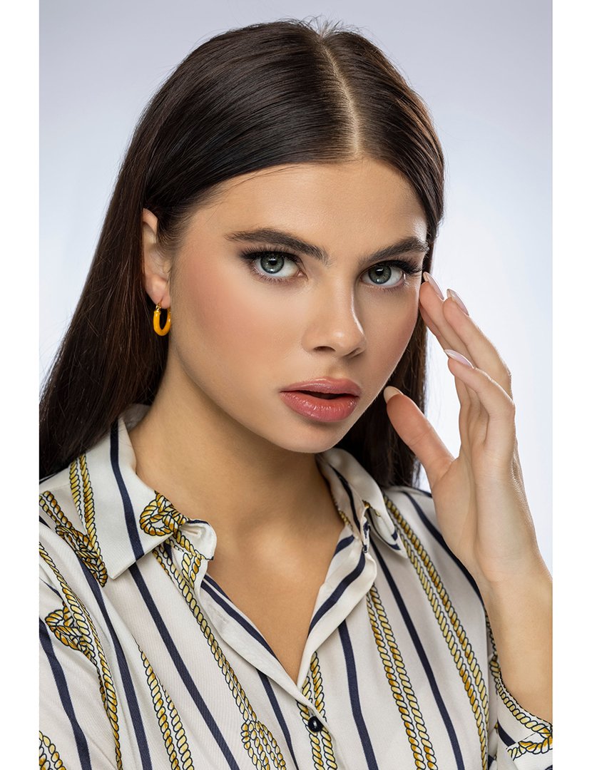 Brincos Dourados e Laranja