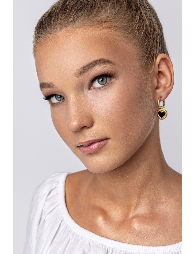 Brincos Dourados e Preto