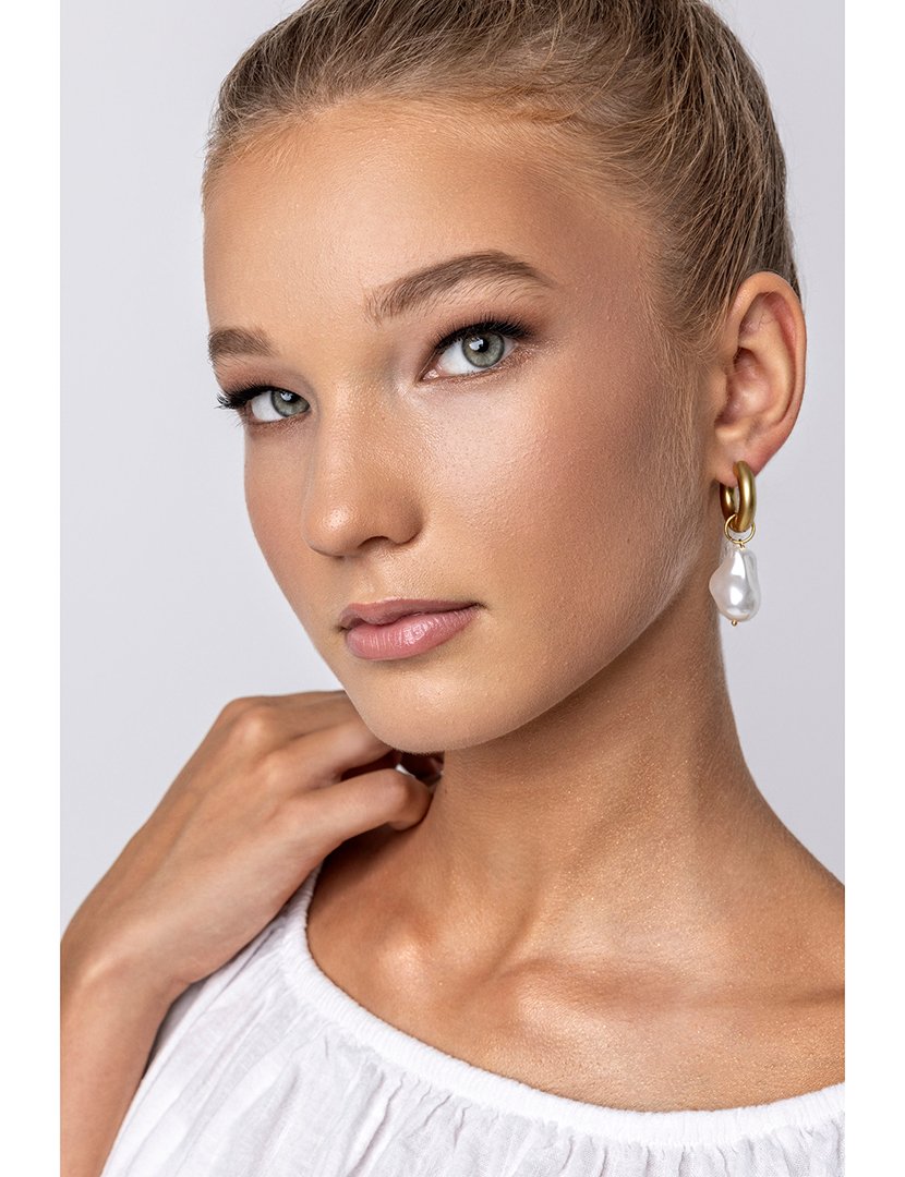 Brincos Pérola e Dourados