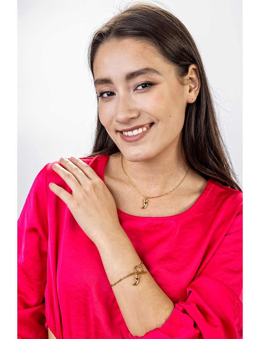 Colar Dourado e Vermelho