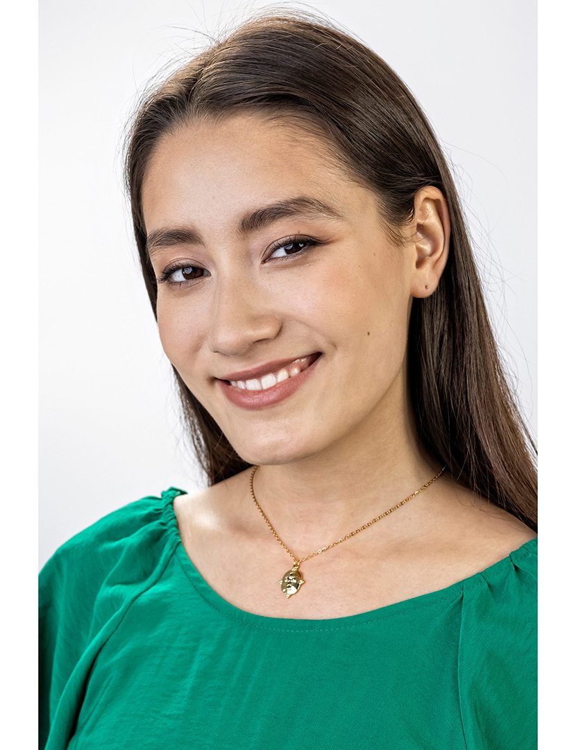 Colar Dourado e Cinzento