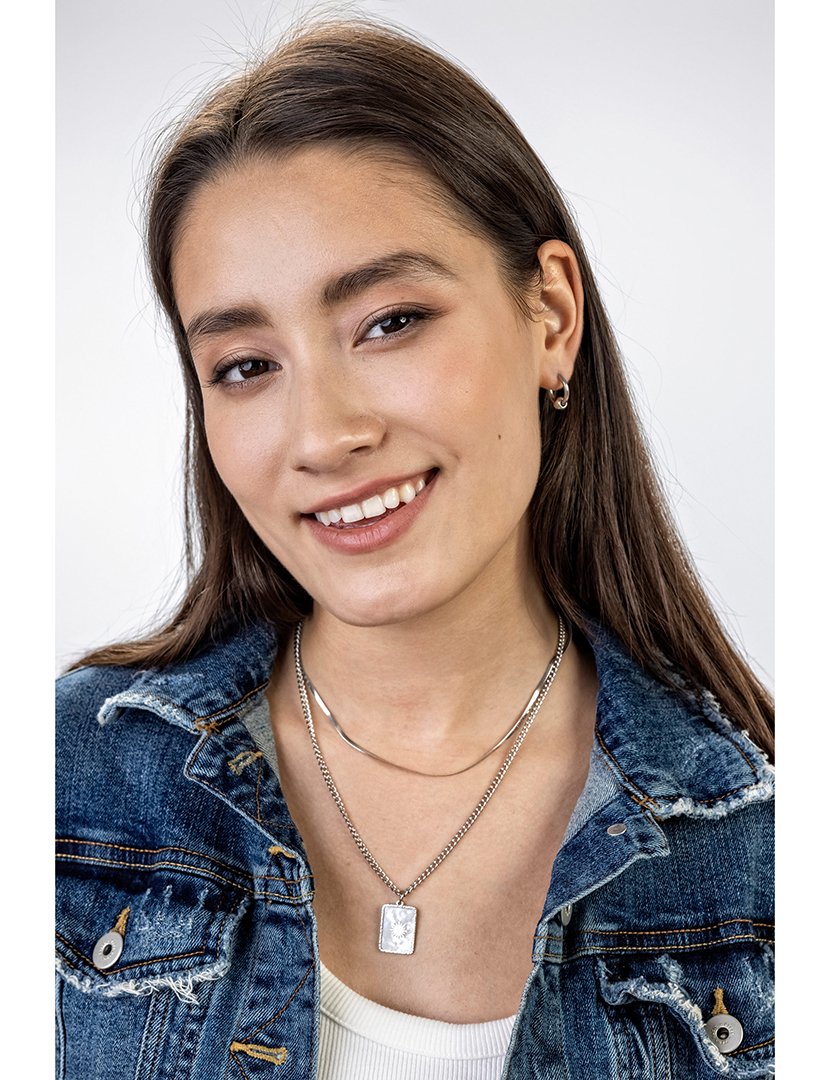 Colar Prateado e Madrepérola