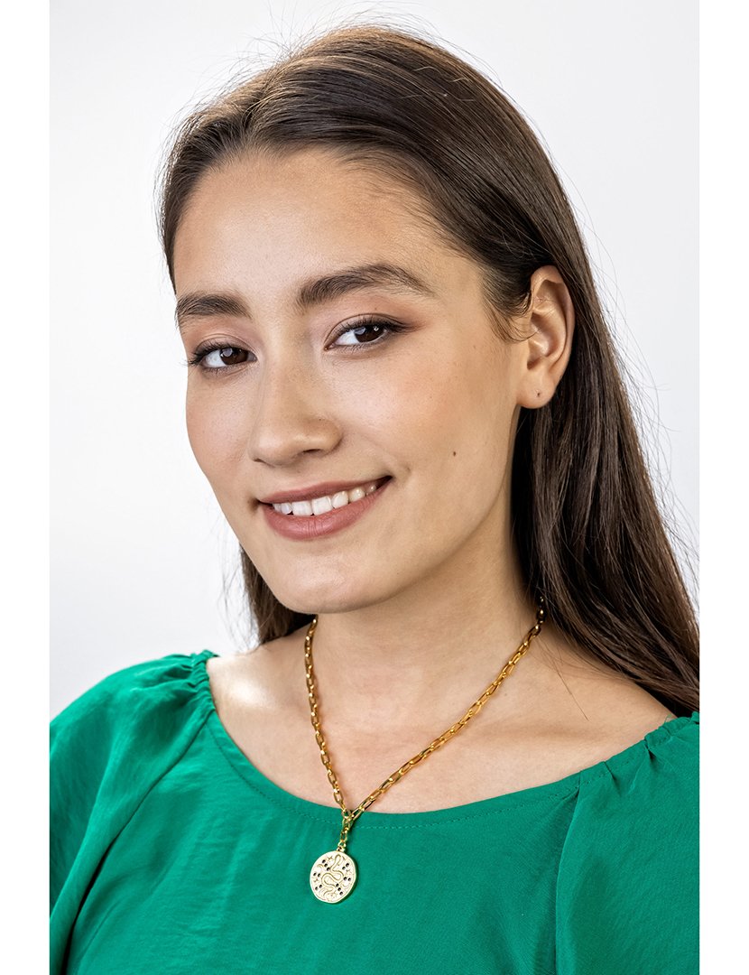 Colar Dourado e Preto