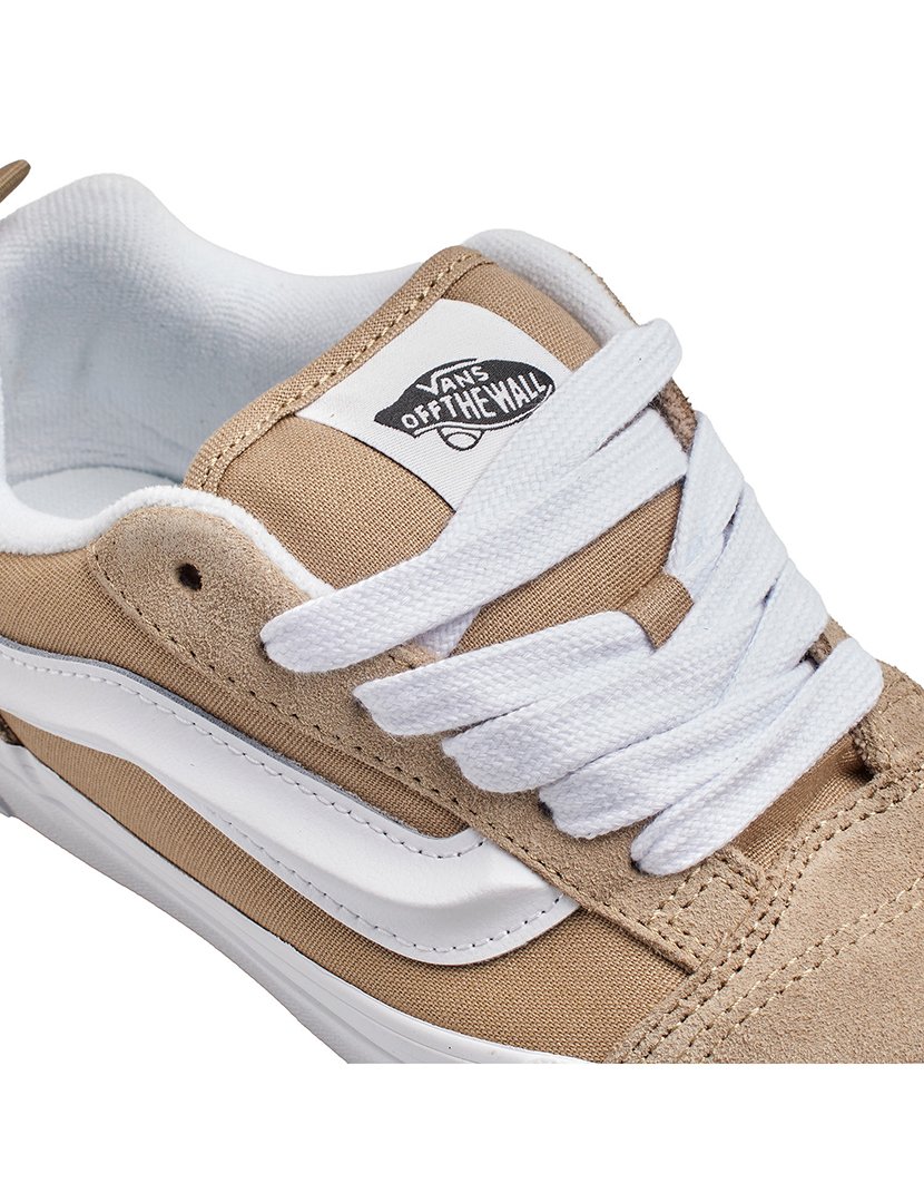 Ténis Unisexo Castanho