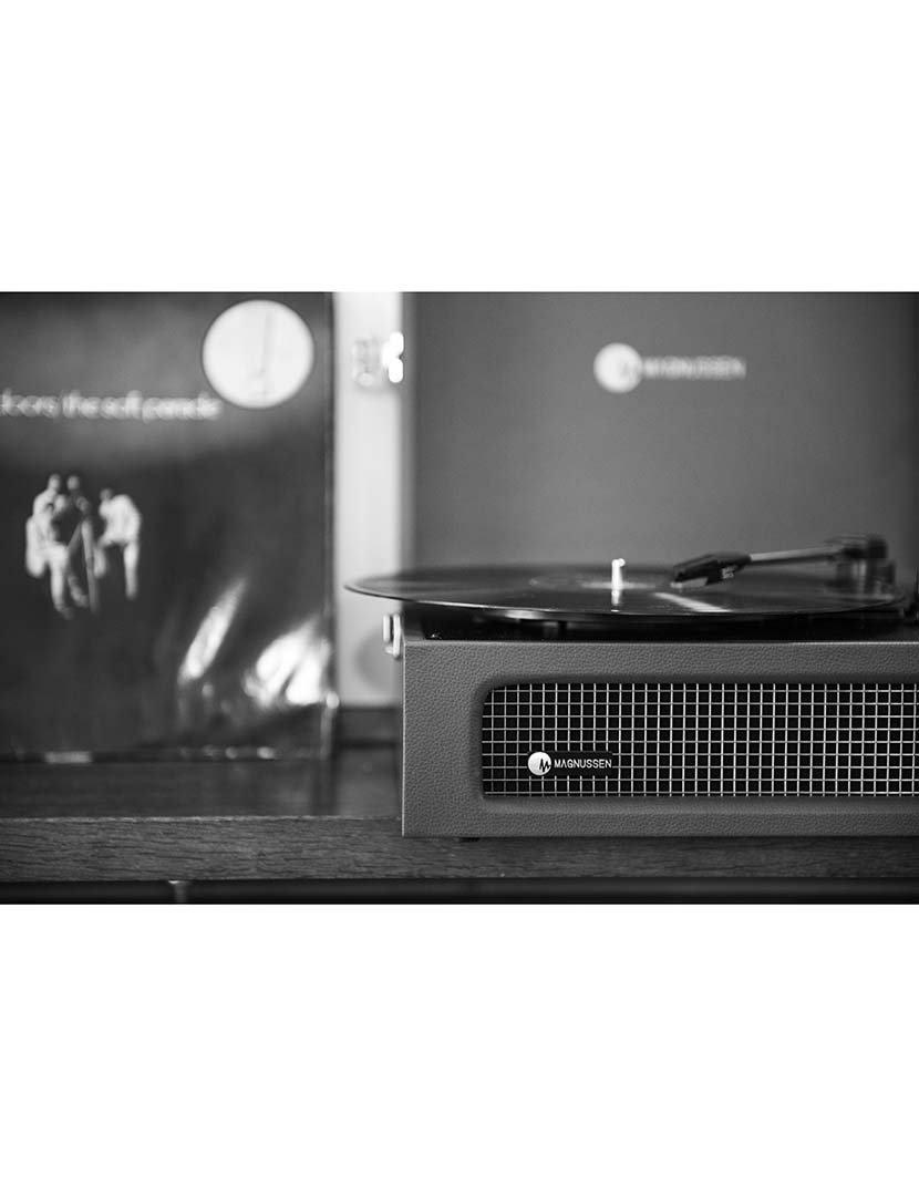 Gira-Discos T1 Preto