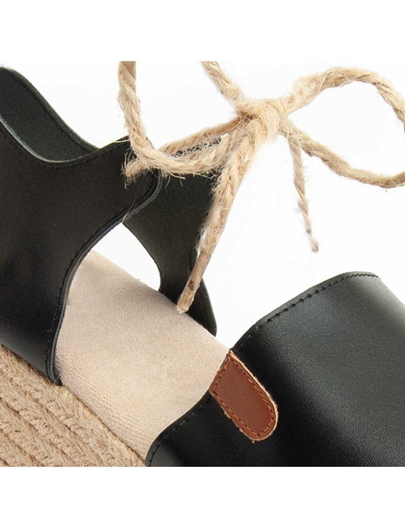 Sandálias com Cunha Senhora Preto