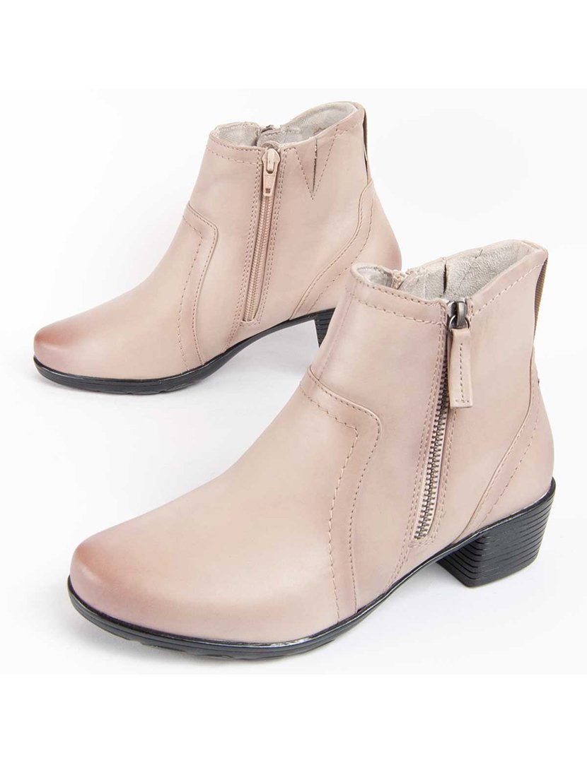 Botins com Salto Senhora Branco