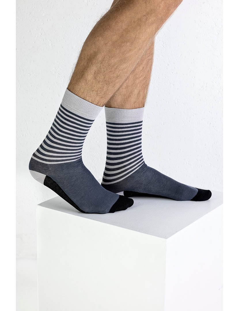 2 Pares de Meias multicoloridos