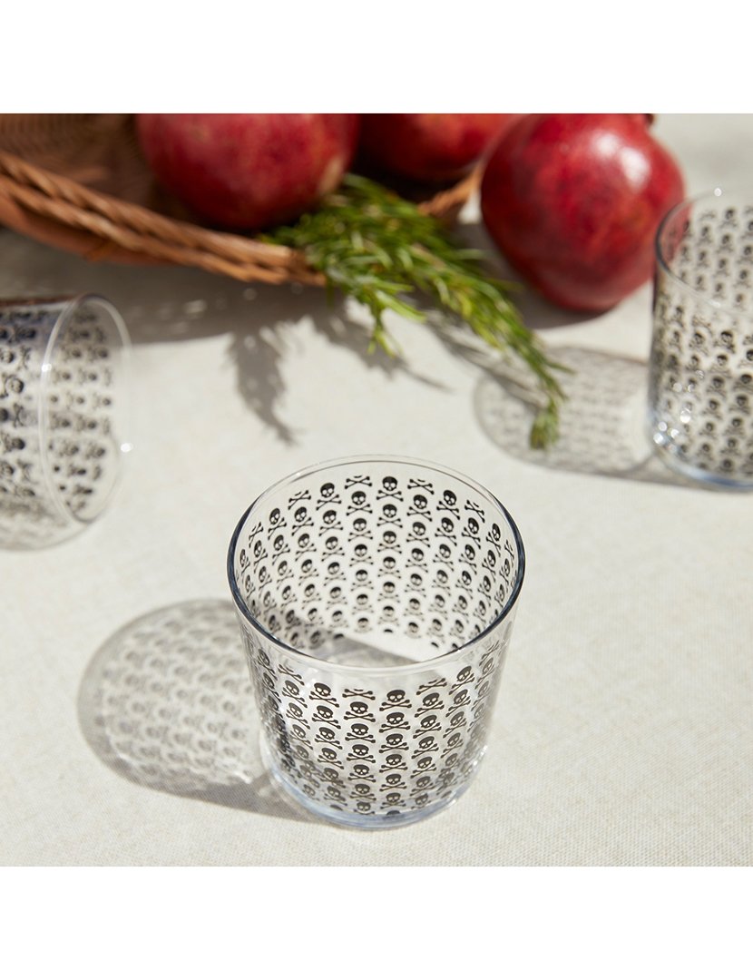 Conjunto 2 copos de sidra com caveiras