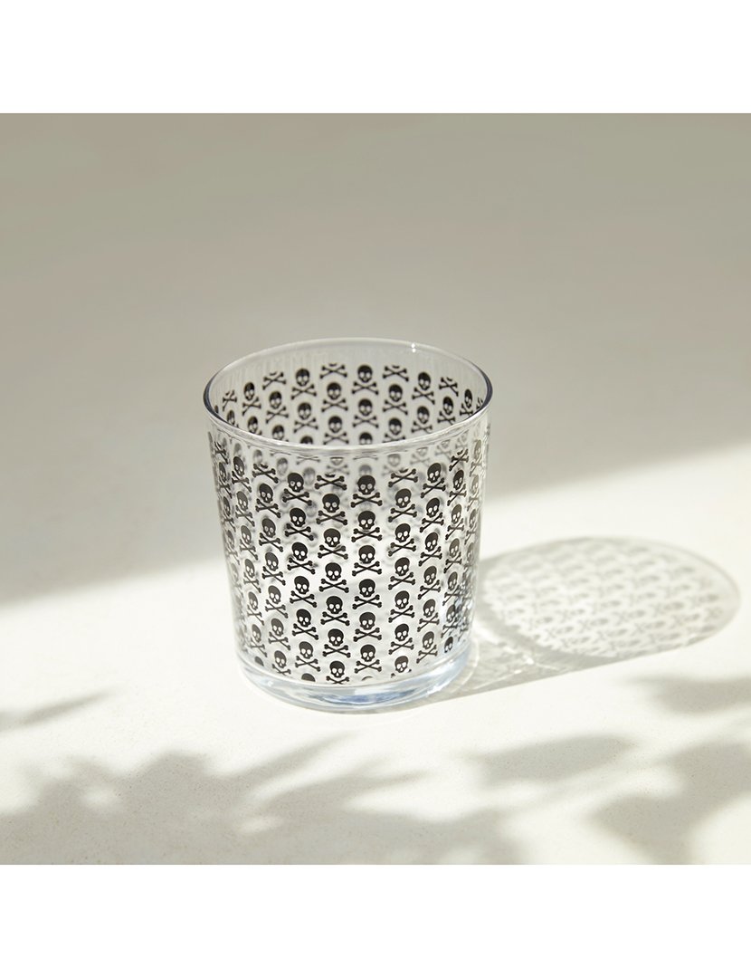 Conjunto 2 copos de sidra com caveiras