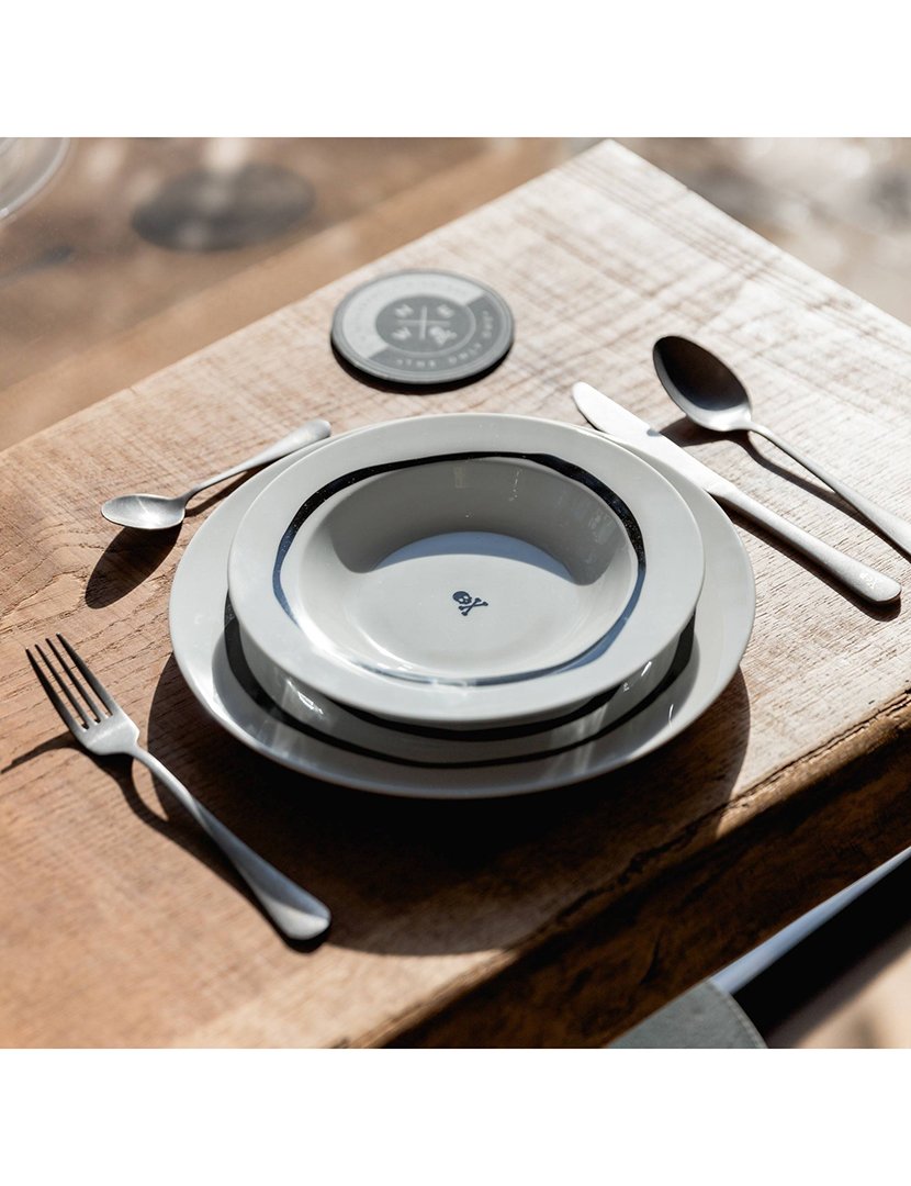 Conjunto Loiça 24 peças Preto/Branco 